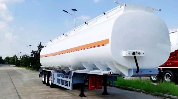 3 Axle 45000L Oil Tanker Truck Price for Sale in Cameroon