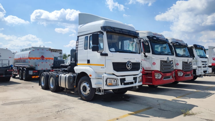 M3000 Shacman Tractor Truck Head for Sale in Cameroon