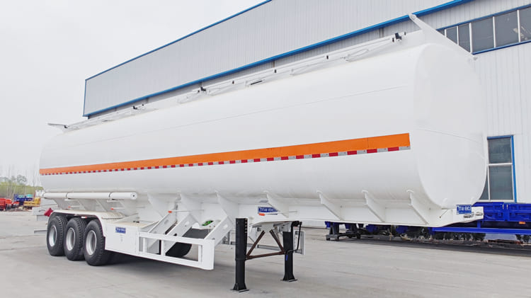 3 Axle 40000 Liters Palm Oil Tanker Trailer for Sale in Cameroon