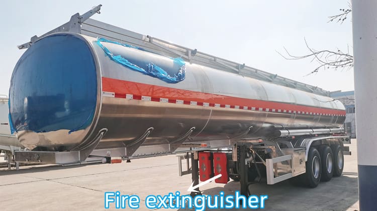 45000 Liters Aluminum Diesel Fuel Tanker for Sale in Cameroon Kribi