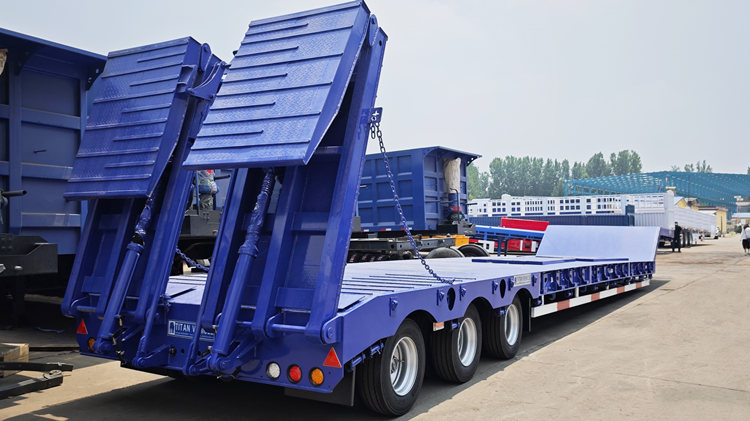 3 Axle 80 Tons Lowbed Semi Trailer for Sale in Cameroon Tiko