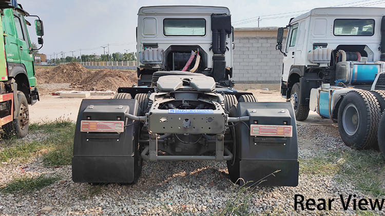Used Tractor Unit Howo Trucks for Sale in Cameroon