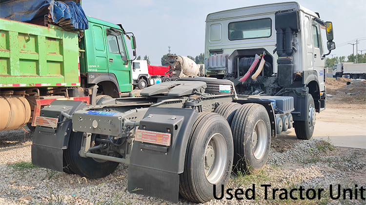Used Tractor Unit Howo Trucks for Sale in Cameroon