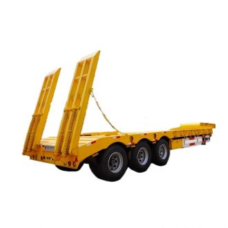 3 Axle Lowbed Trailer Truck